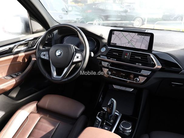 BMW iX3 Impressive 80 kWh 210 kW image number 4