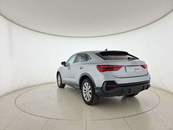 Audi Q3 45 TFSIe S tronic Sportback Business 180 kW image number 4