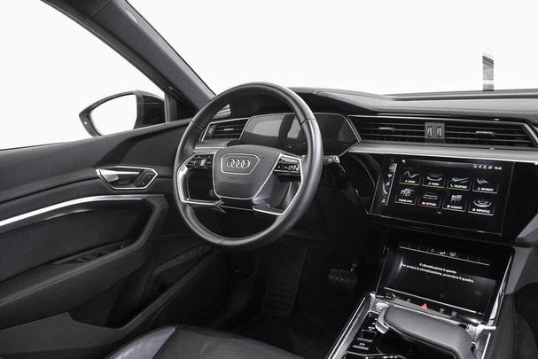 Audi e-tron 50 quattro S-line 230 kW image number 9