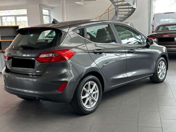 Ford Fiesta 1.0 EcoBoost Hybrid Titanium 92 kW image number 11