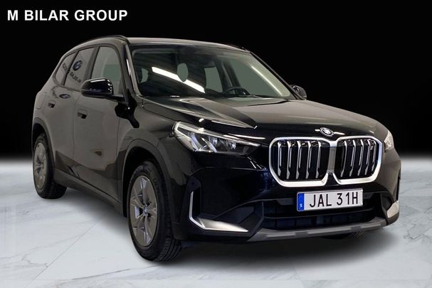 BMW iX1 xDrive30 225 kW image number 2