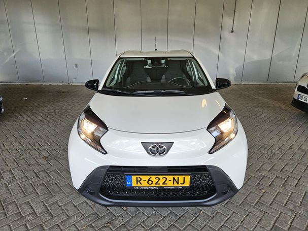 Toyota Aygo X 1.0 VVT-i 53 kW image number 24