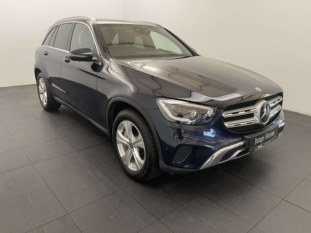 Mercedes-Benz GLC 300 de 225 kW image number 2