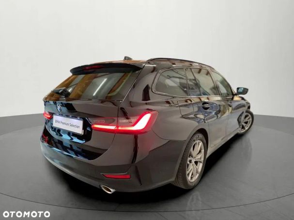 BMW 320i Touring 135 kW image number 3