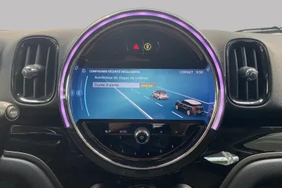Car image 30