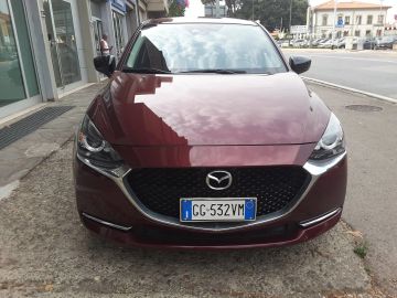 Car image 3