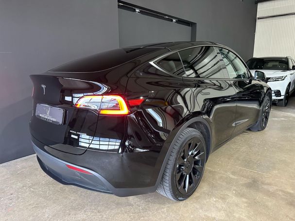 Tesla Model Y Long Range AWD 366 kW image number 3