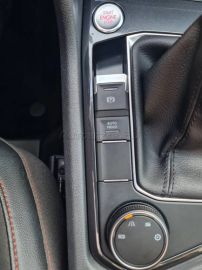 Car image 36