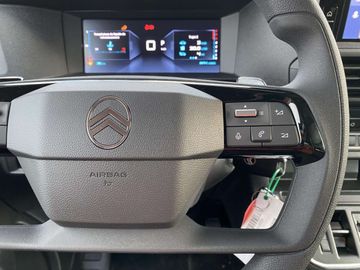 Car image 37