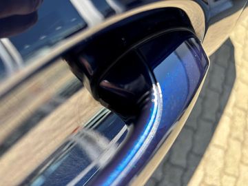 Car image 41