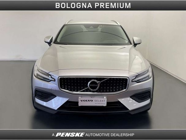 Volvo V60 Cross Country AWD Geartronic Pro B4 145 kW image number 8