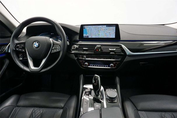 BMW 530i xDrive 185 kW image number 6