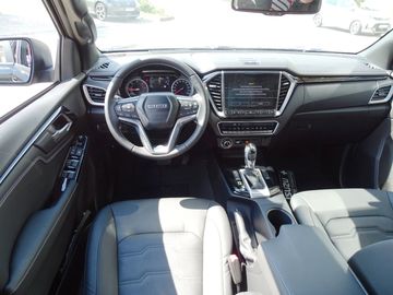 Car image 10