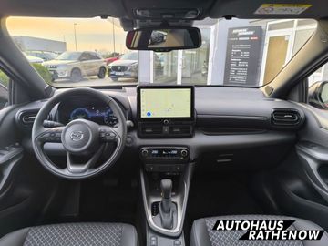 Car image 12