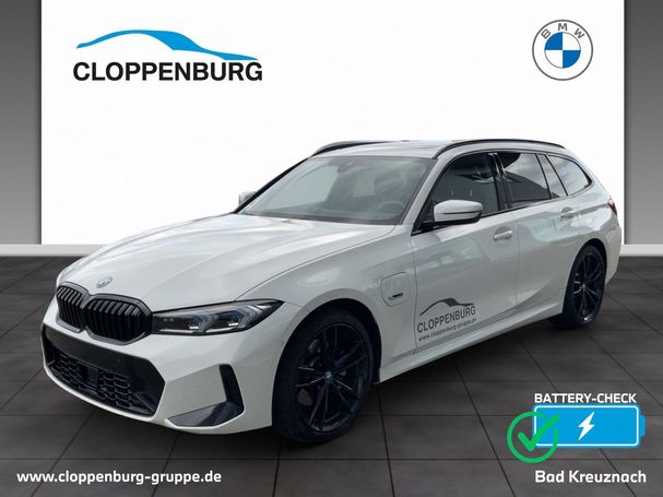 BMW 330e M Sport 215 kW image number 1