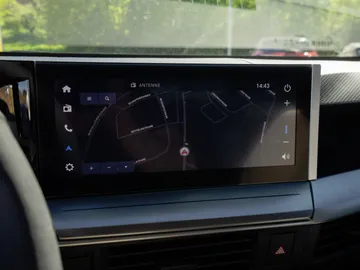 Car image 28
