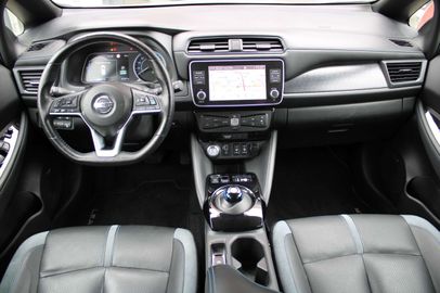 Car image 33