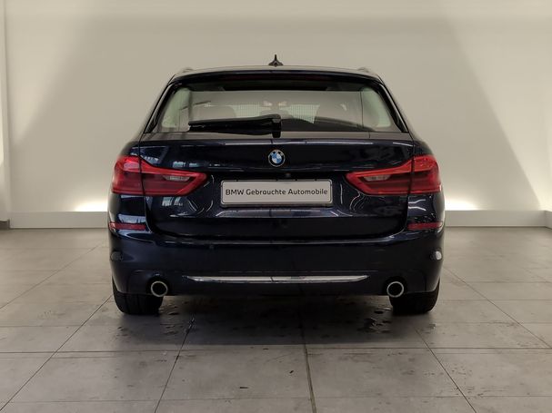 BMW 530d Touring xDrive Luxury Line 195 kW image number 3