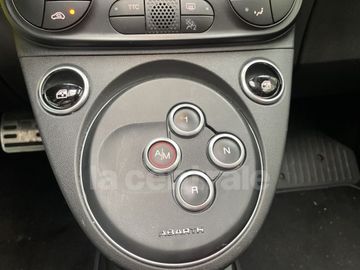 Car image 25