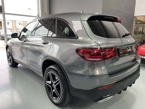 Mercedes-Benz GLC 300 de 4Matic 9G-Tronic 225 kW image number 8