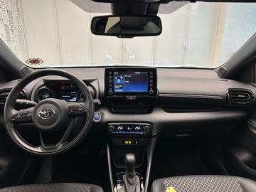 Car image 12