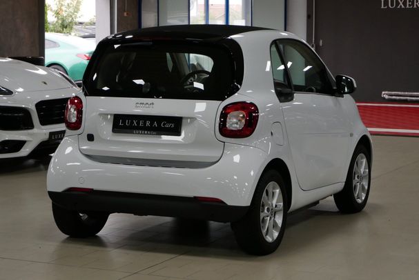 Smart ForTwo coupe EQ 60 kW image number 4