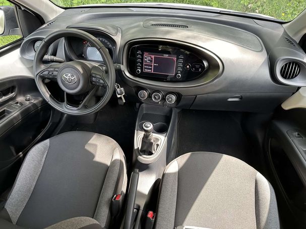 Toyota Aygo X 1.0 VVT-i 53 kW image number 7