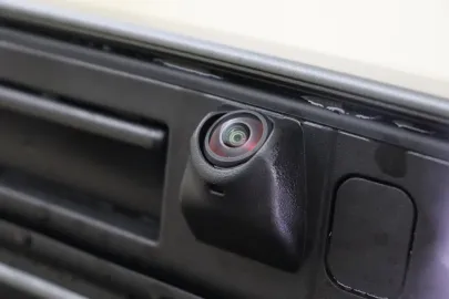 Car image 48