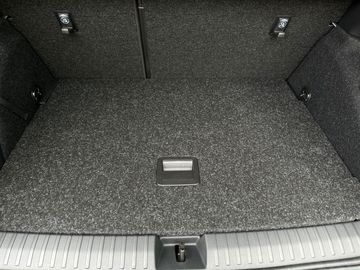 Car image 41