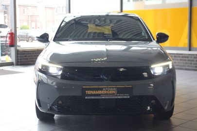 Car image 30