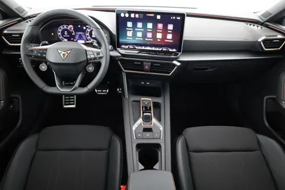 Car image 30