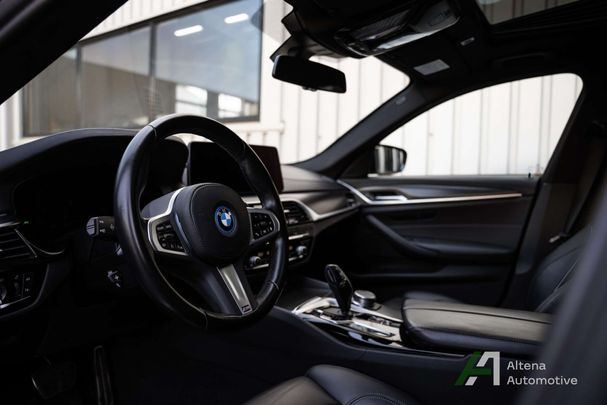 BMW 530 e 215 kW image number 3