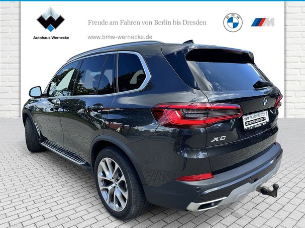 BMW X5 xDrive30d xLine 195 kW image number 3