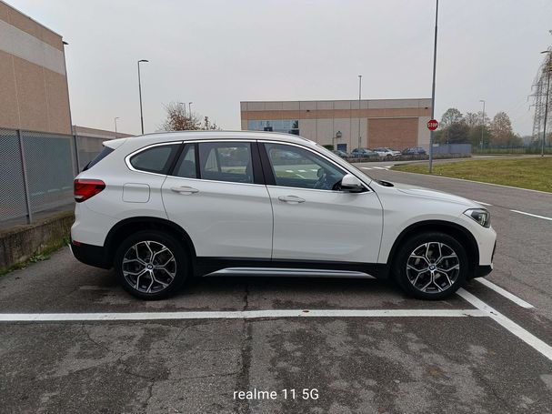 BMW X1 16d sDrive 85 kW image number 2