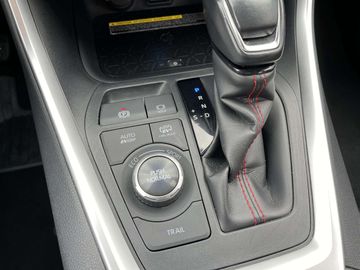 Car image 38