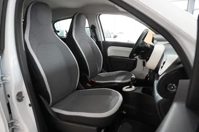 Car image 41