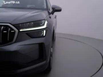 Car image 35
