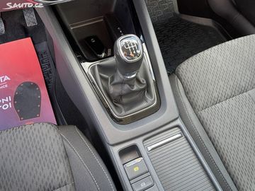 Car image 38