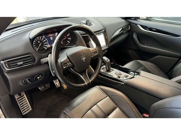 Maserati Levante GT 243 kW image number 10