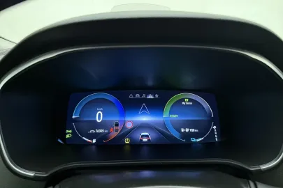 Car image 35