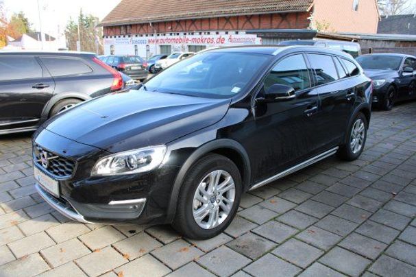 Volvo V60 Cross Country D4 Geartronic Plus 140 kW image number 1