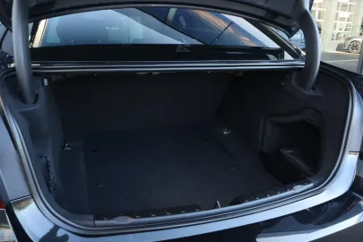 Car image 39