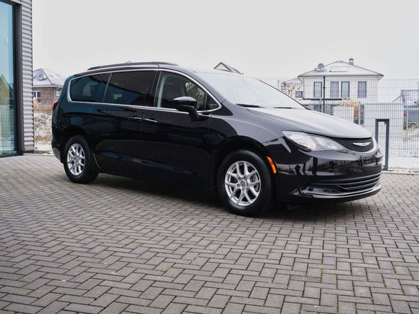 Chrysler Pacifica 214 kW image number 9