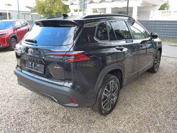 Car image 21