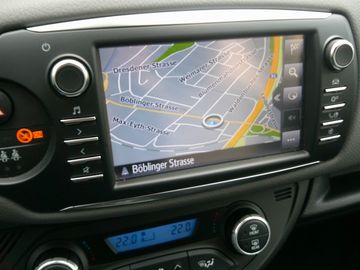 Car image 21