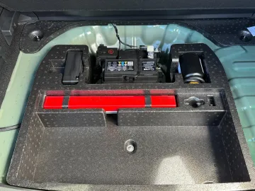 Car image 36