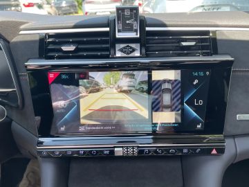 Car image 30