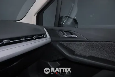 Car image 33