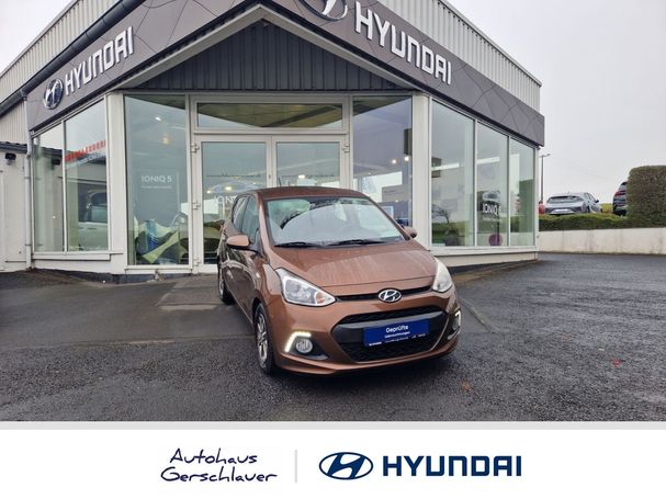 Hyundai i10 1.2 YES! Silver 64 kW image number 1