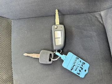 Car image 22